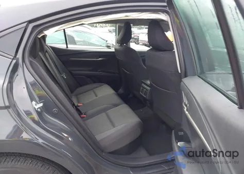 2025 Toyota Camry Le z USA, uszkodzony, nr VIN 4T1DBADK0SU530277